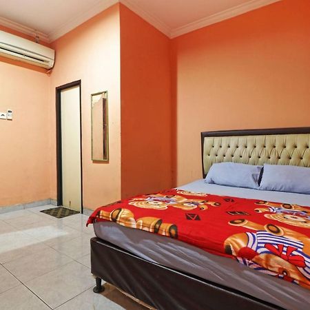 Wisma Cempaka 2 Syariah Hotel Parit  Esterno foto