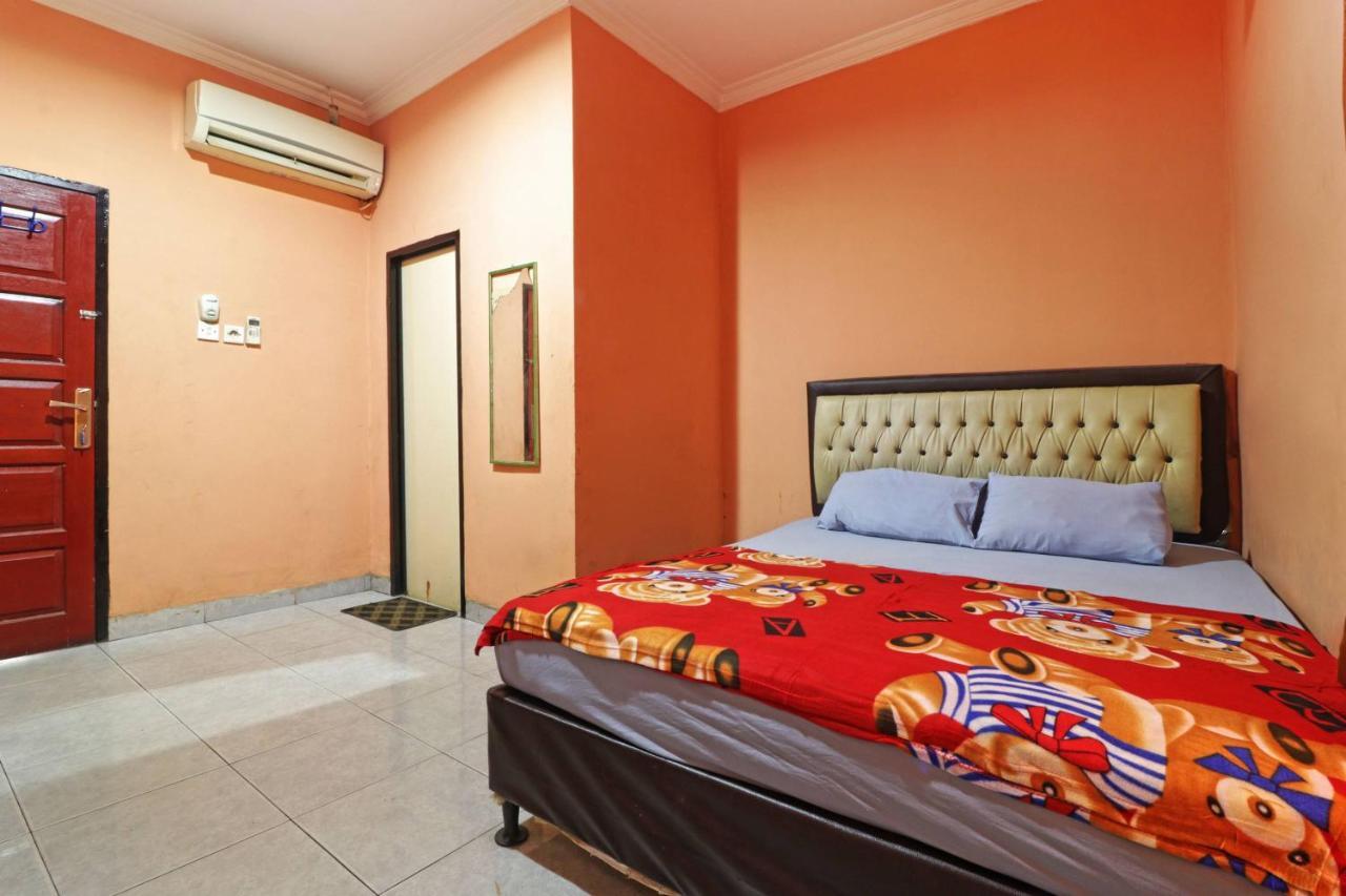 Wisma Cempaka 2 Syariah Hotel Parit  Esterno foto