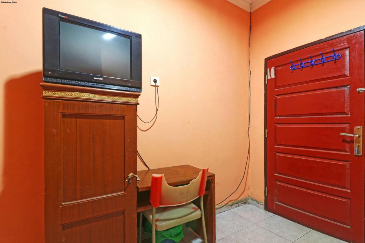Wisma Cempaka 2 Syariah Hotel Parit  Esterno foto