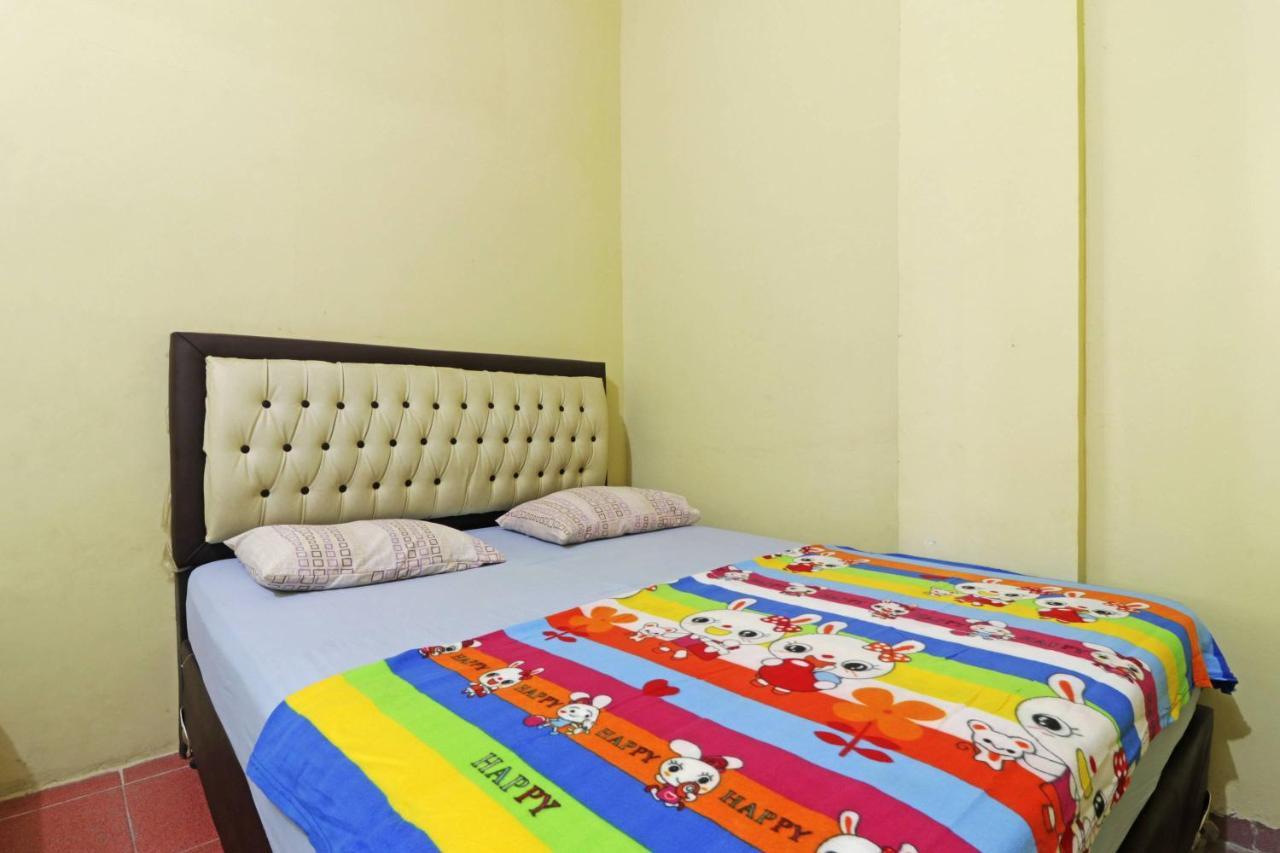 Wisma Cempaka 2 Syariah Hotel Parit  Esterno foto